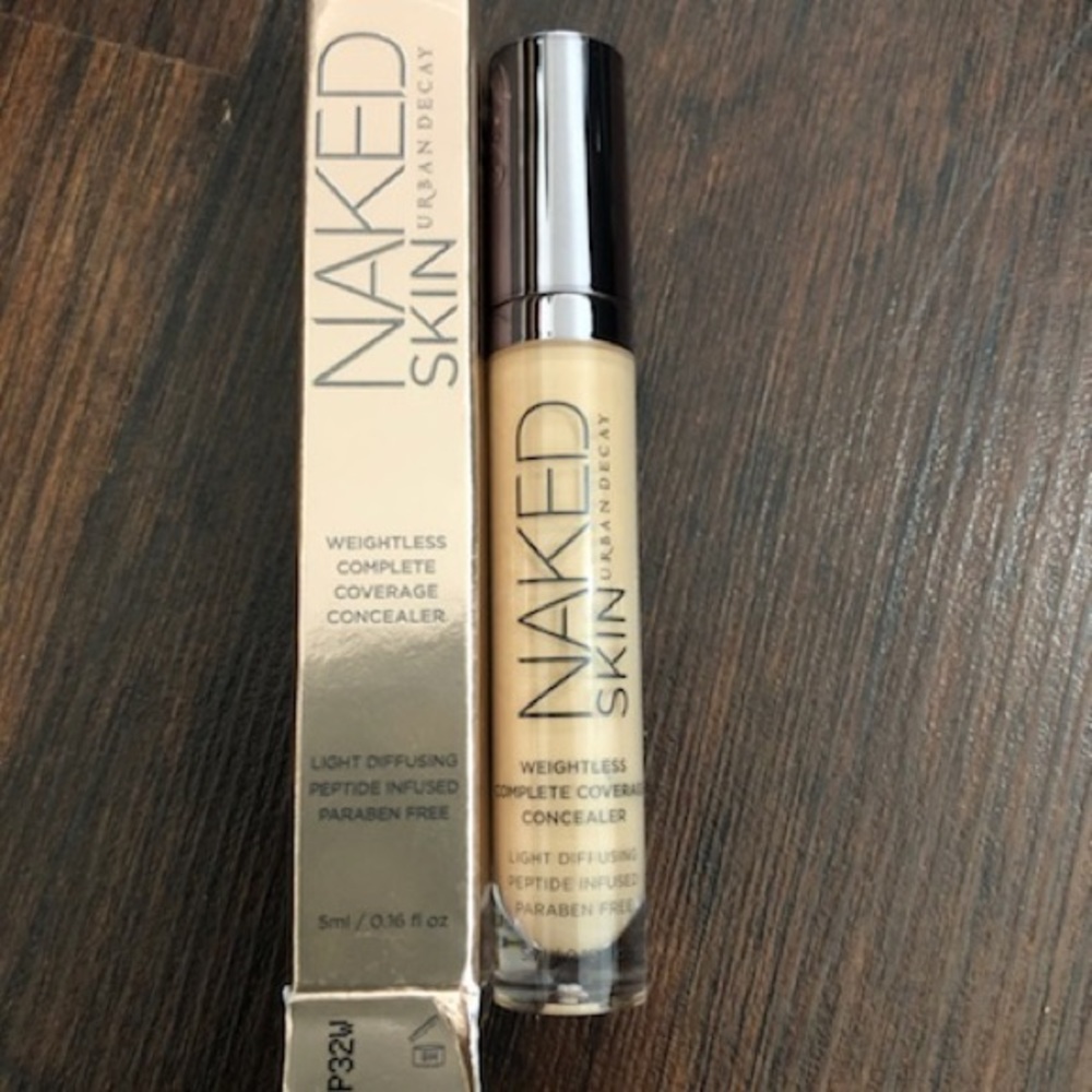 Urban Decay naked skin concealer light